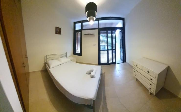 Lovely 2 Bedrooms In The Tourist Area In Paphos . Extérieur photo